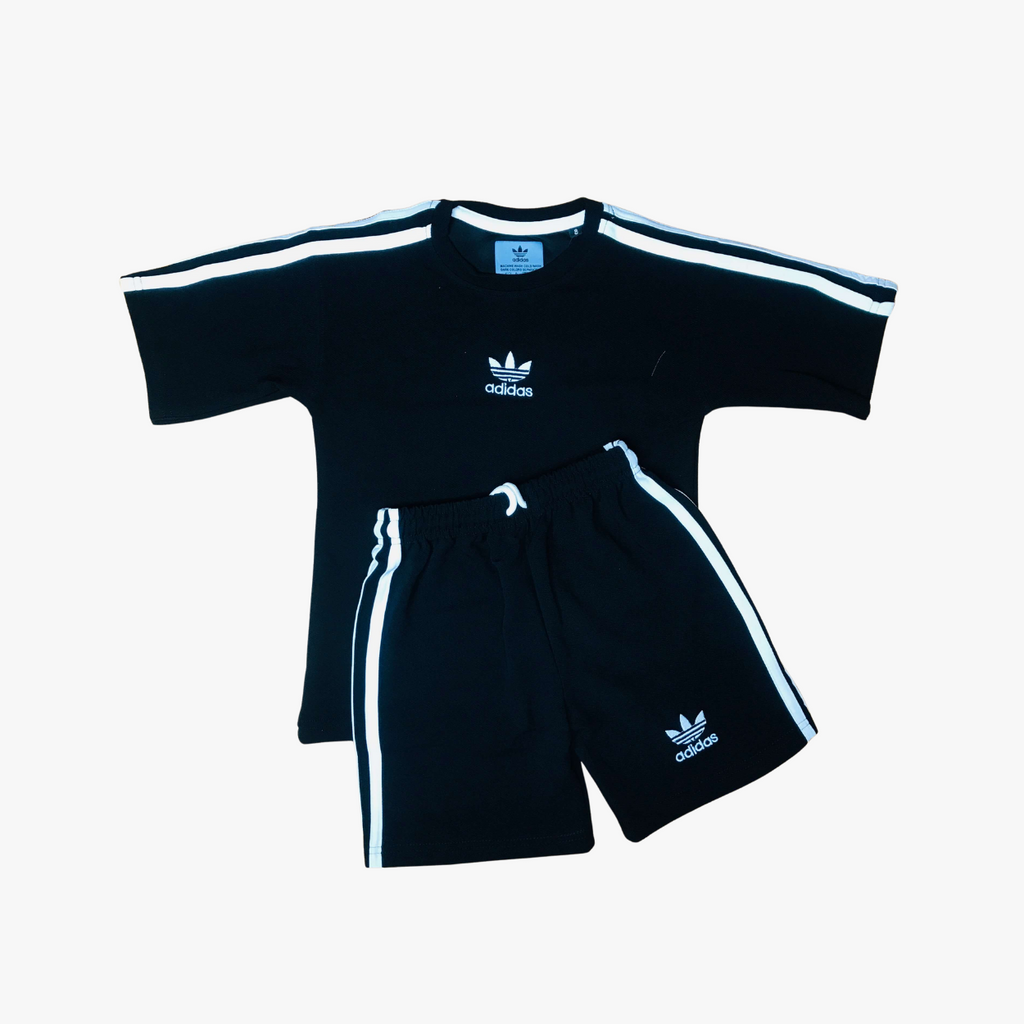 Adidas Three Stripes nikker set