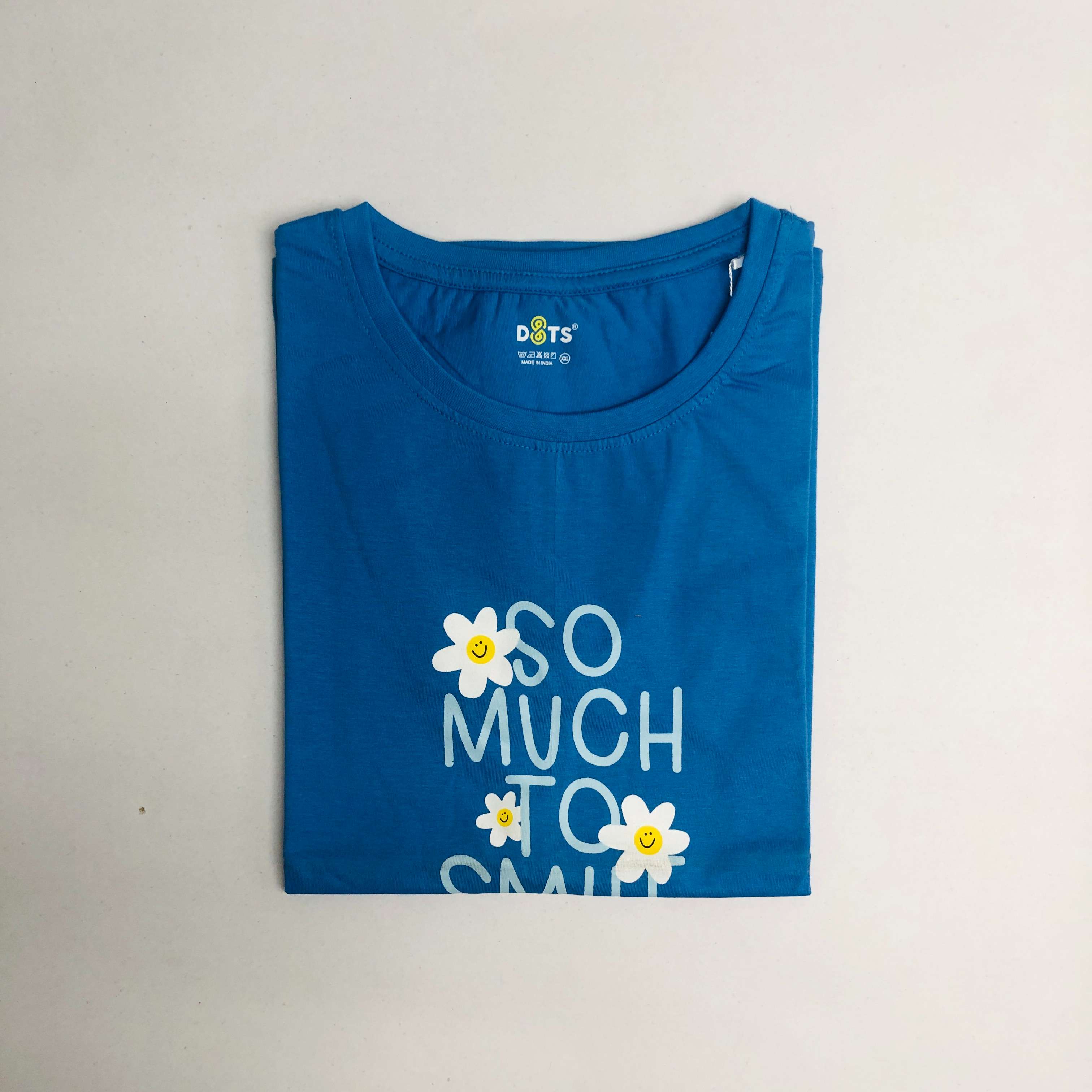 Women’s Solid T-Shirt-Dots