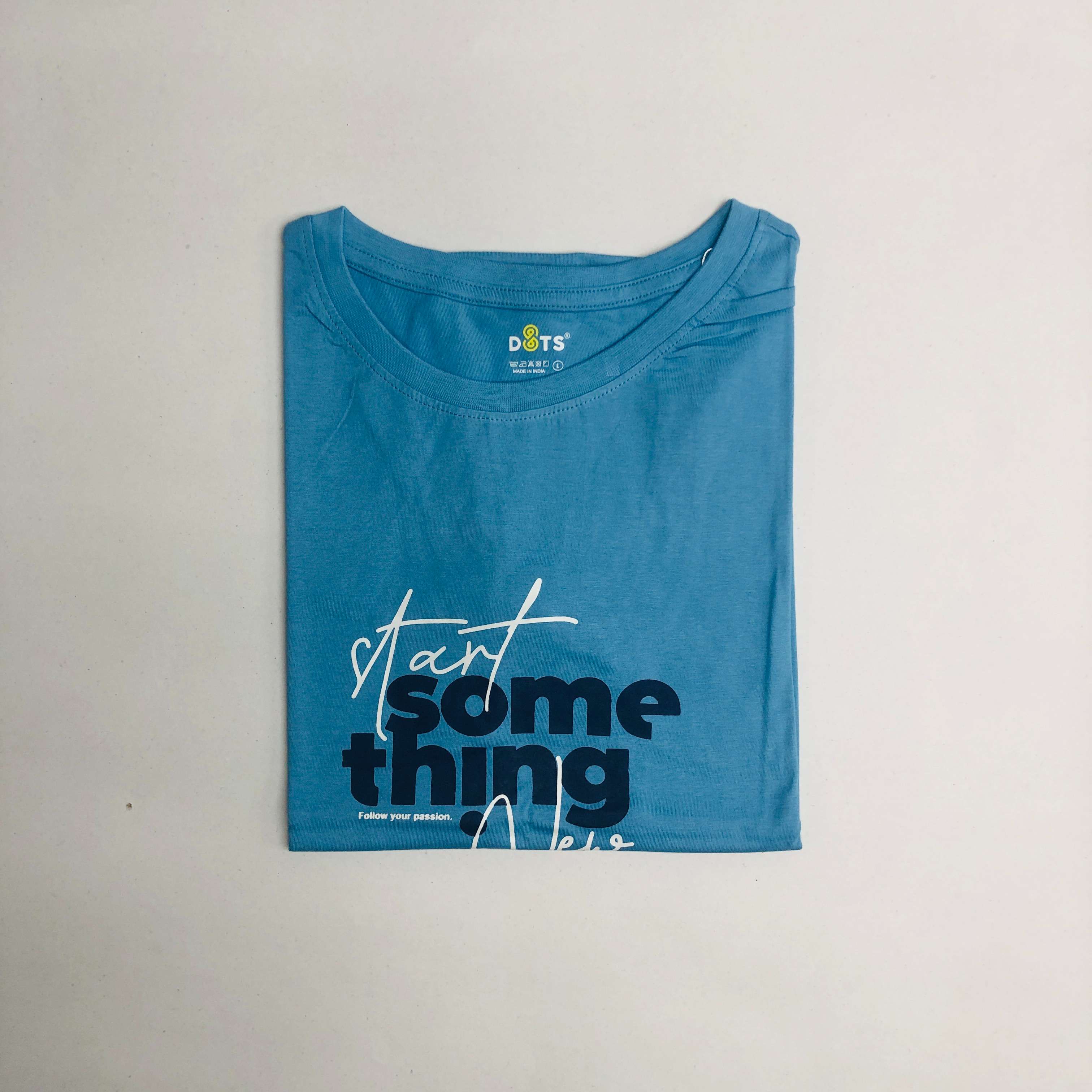 Women’s Solid T-Shirt-Dots