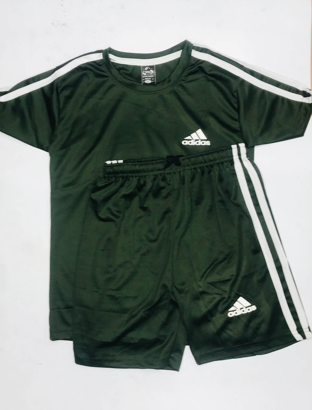Tiny Three Stripes Nikker set