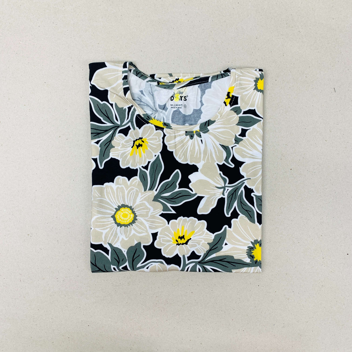 Women’s Solid T-Shirt-Dots