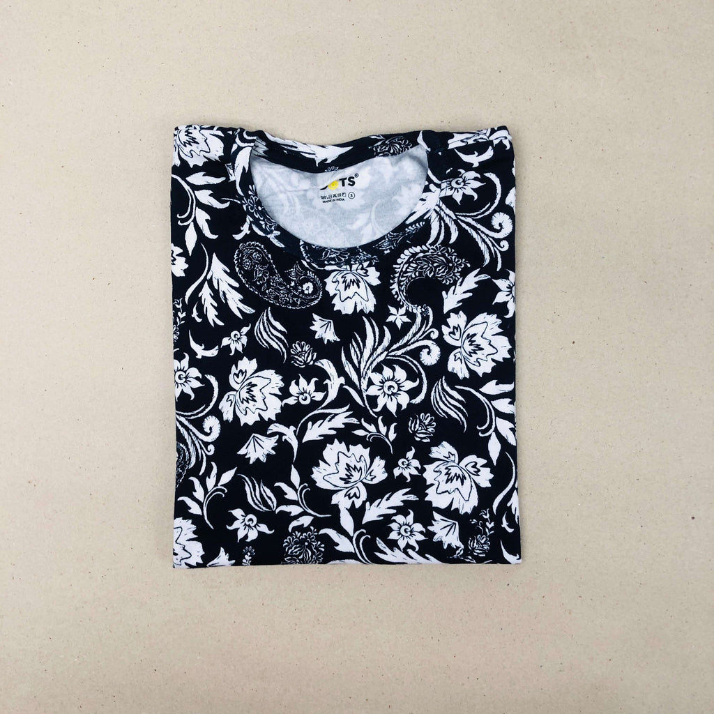 Women’s Solid T-Shirt-Dots